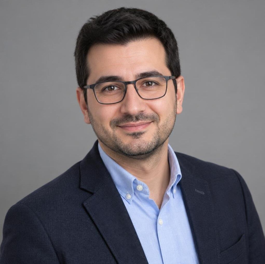 Portrait of a Turkish man, media training coach